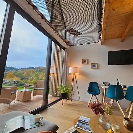 Pod Lasem - Brzozowy بيت للعطل *