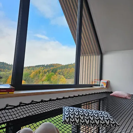 Pod Lasem - Brzozowy بيت للعطل *