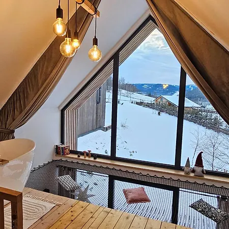 Pod Lasem - Brzozowy بيت للعطل *