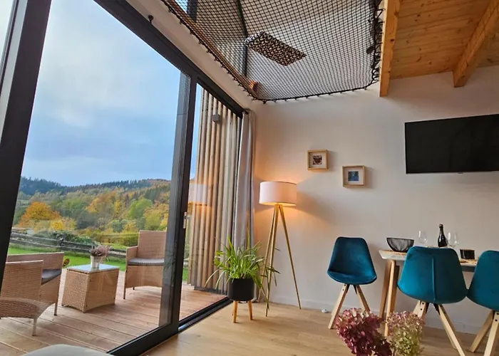 Pod Lasem - Brzozowy Feriehus *