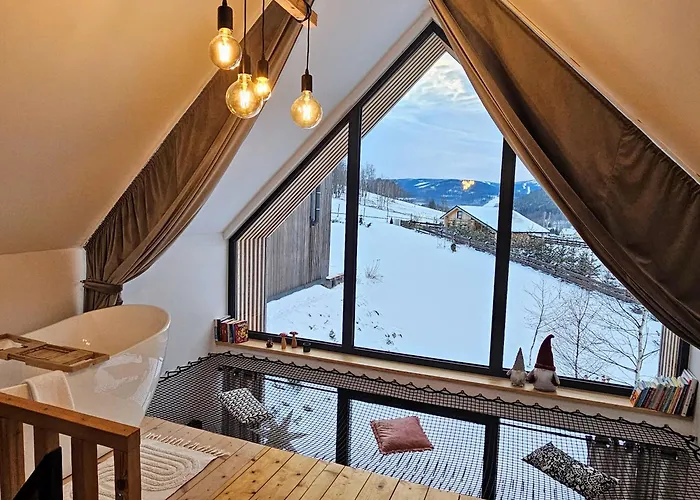 Pod Lasem - Brzozowy Feriehus *